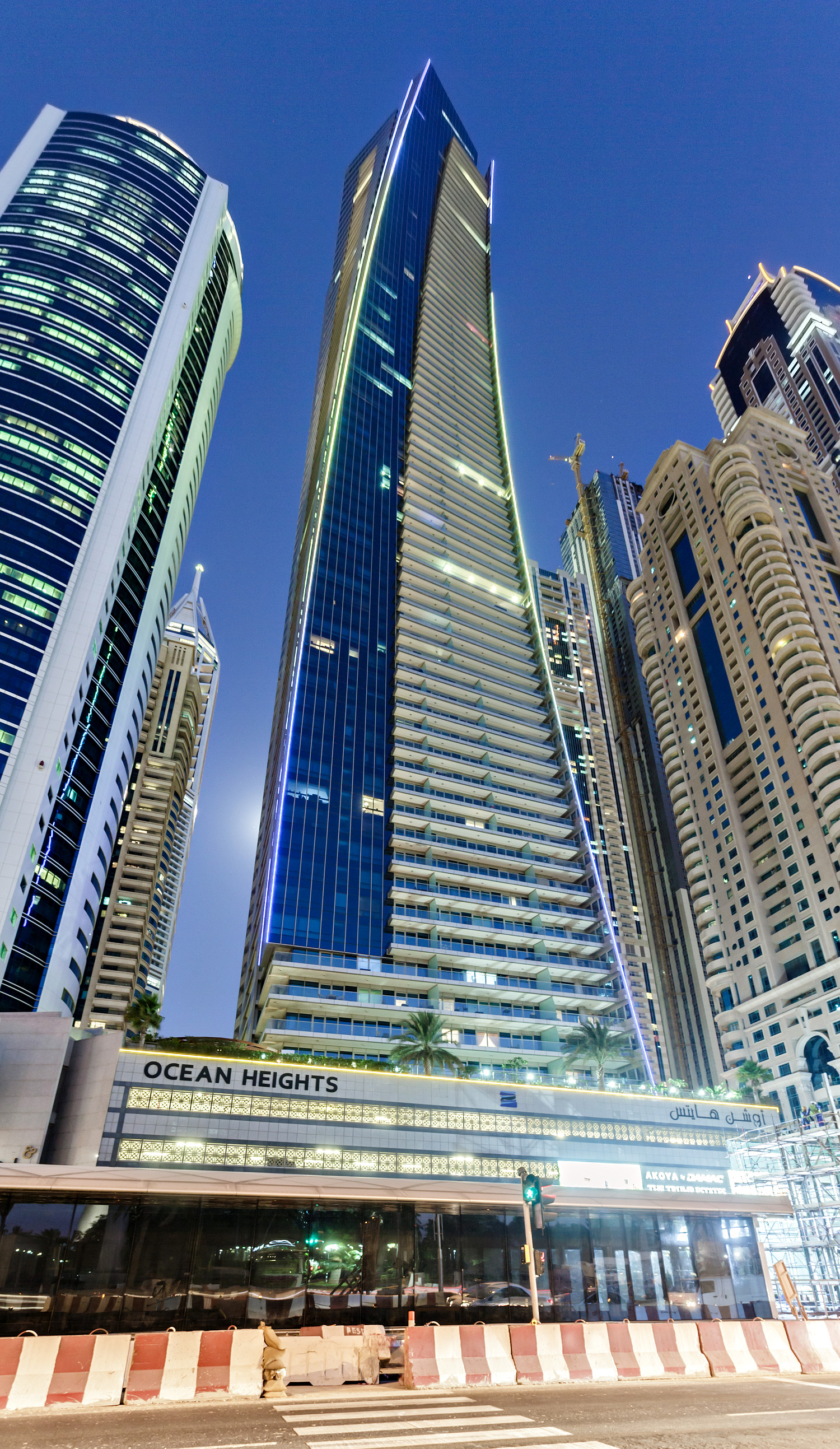 Ocean Heights, Dubai - View from the northwest. © Mathias Beinling